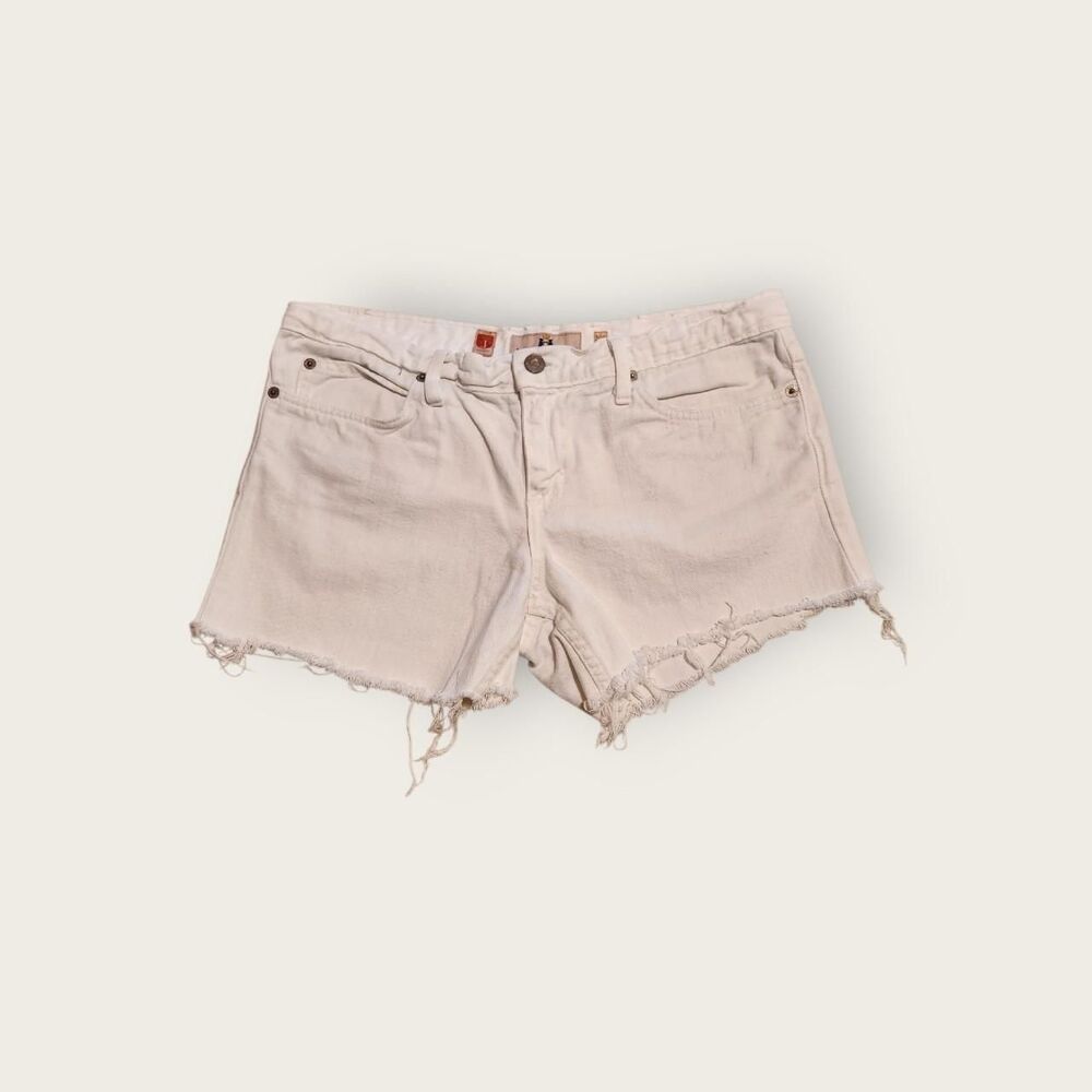 VTG Y2k Juicy Couture white denim raw hem low rise shorts with heart pattern